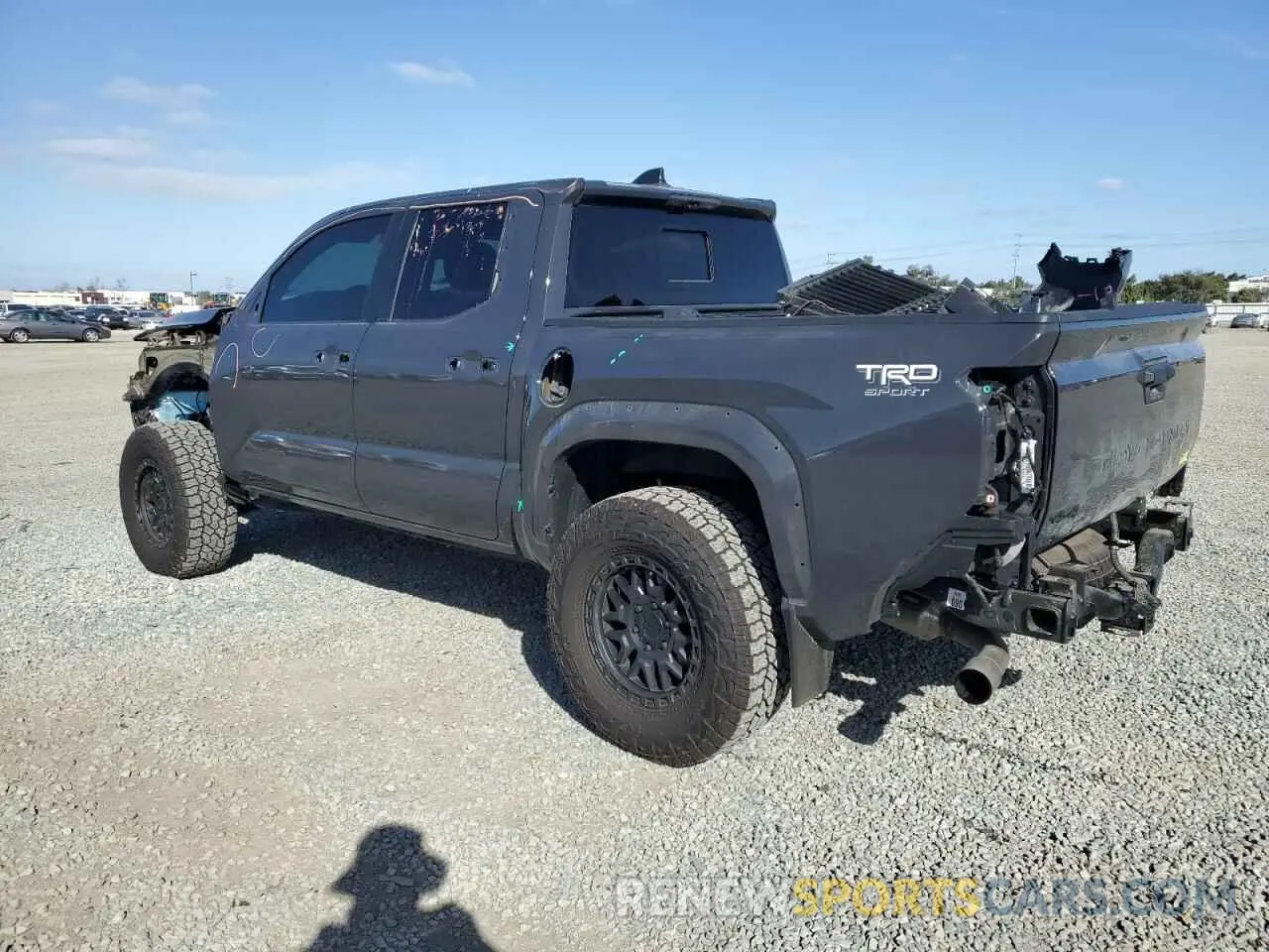 2 Фотография поврежденного автомобиля 3TMLB5JN6RM034355 TOYOTA TACOMA 2024