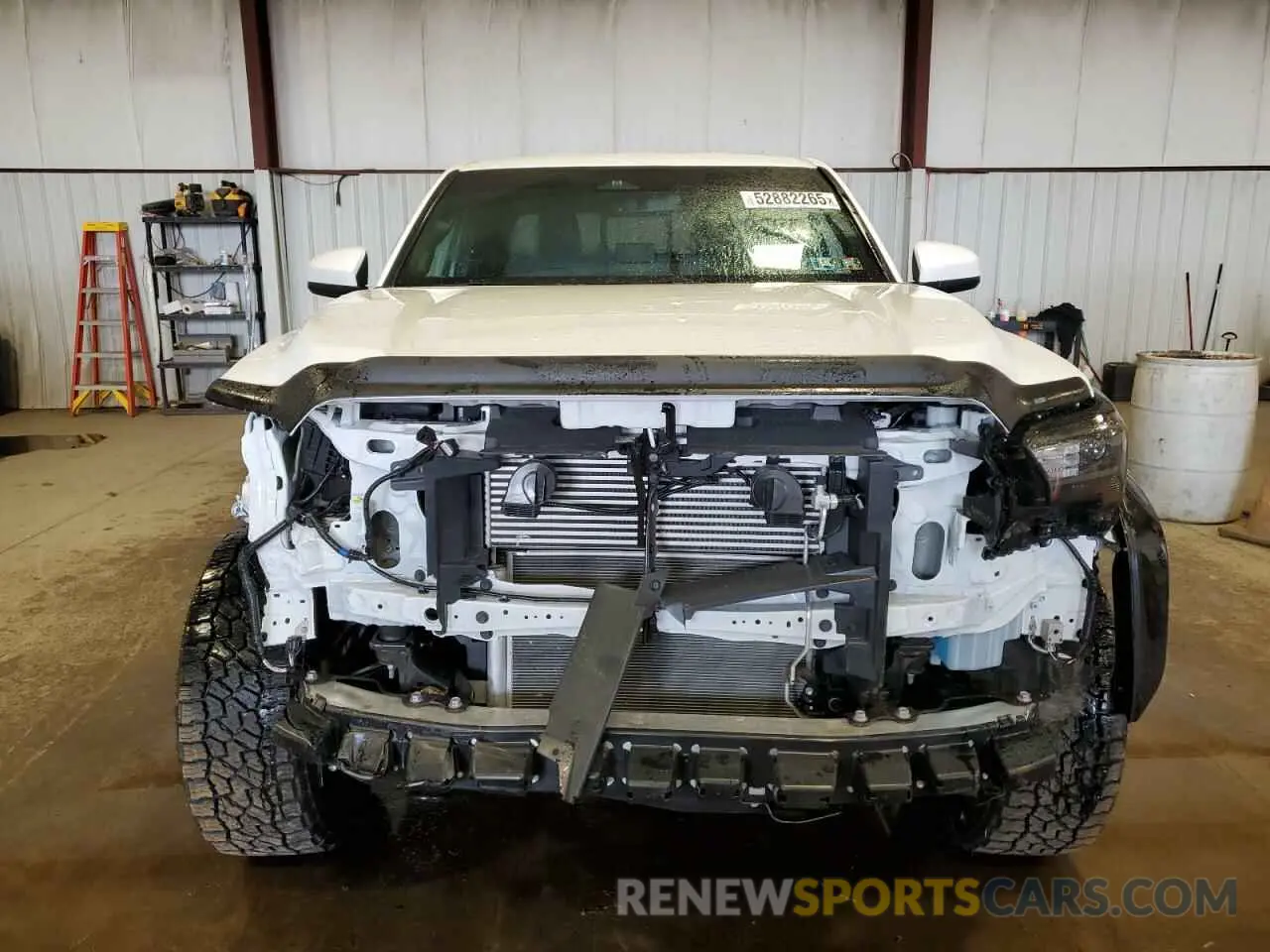 5 Фотография поврежденного автомобиля 3TMLB5JN6RM036705 TOYOTA TACOMA 2024