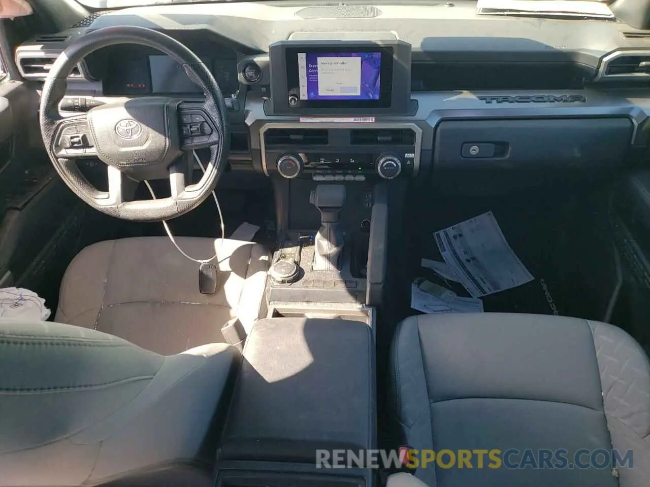 8 Фотография поврежденного автомобиля 3TMLB5JN6RM044514 TOYOTA TACOMA 2024