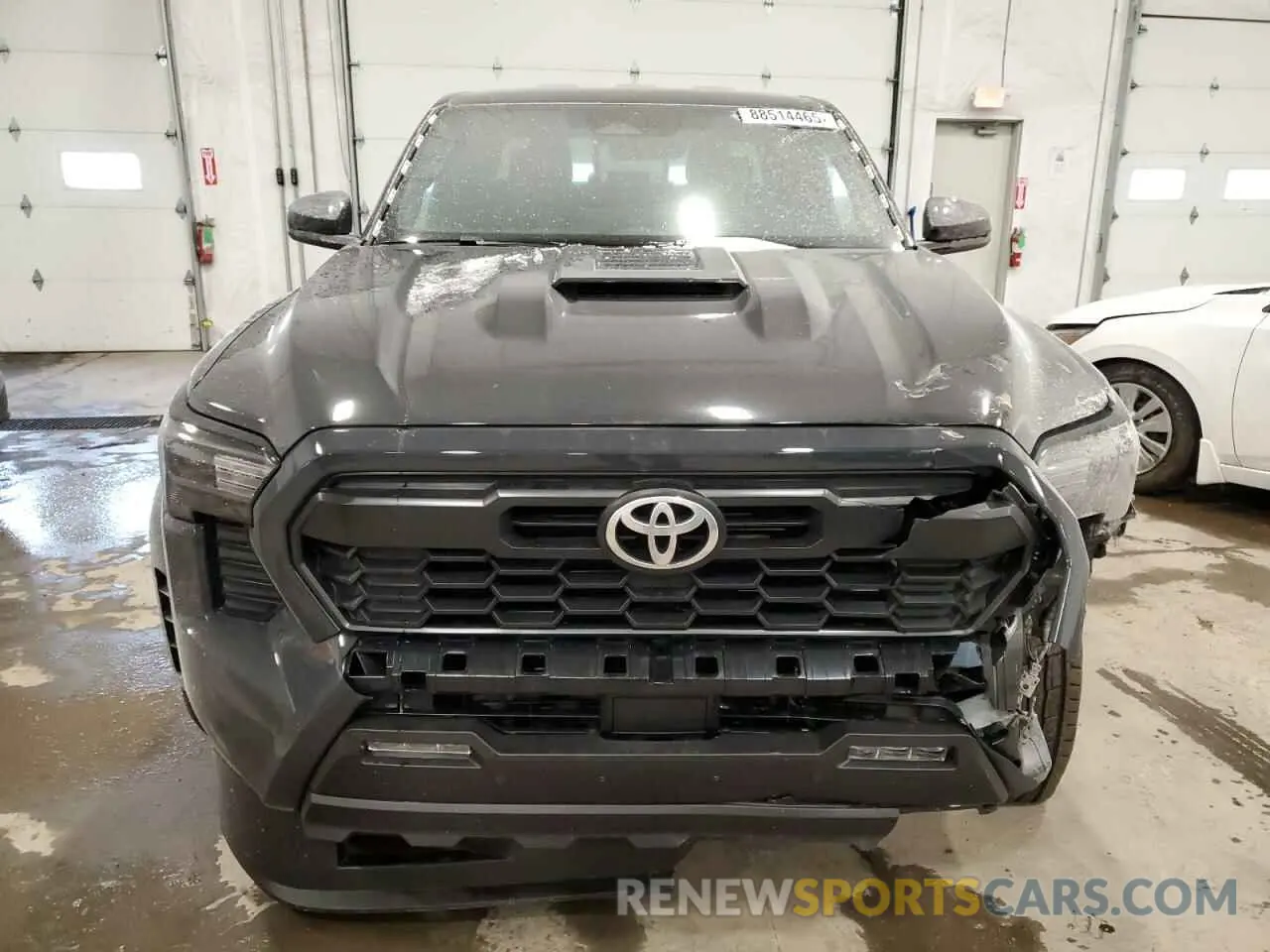 5 Photograph of a damaged car 3TMLB5JN6RM070515 TOYOTA TACOMA 2024