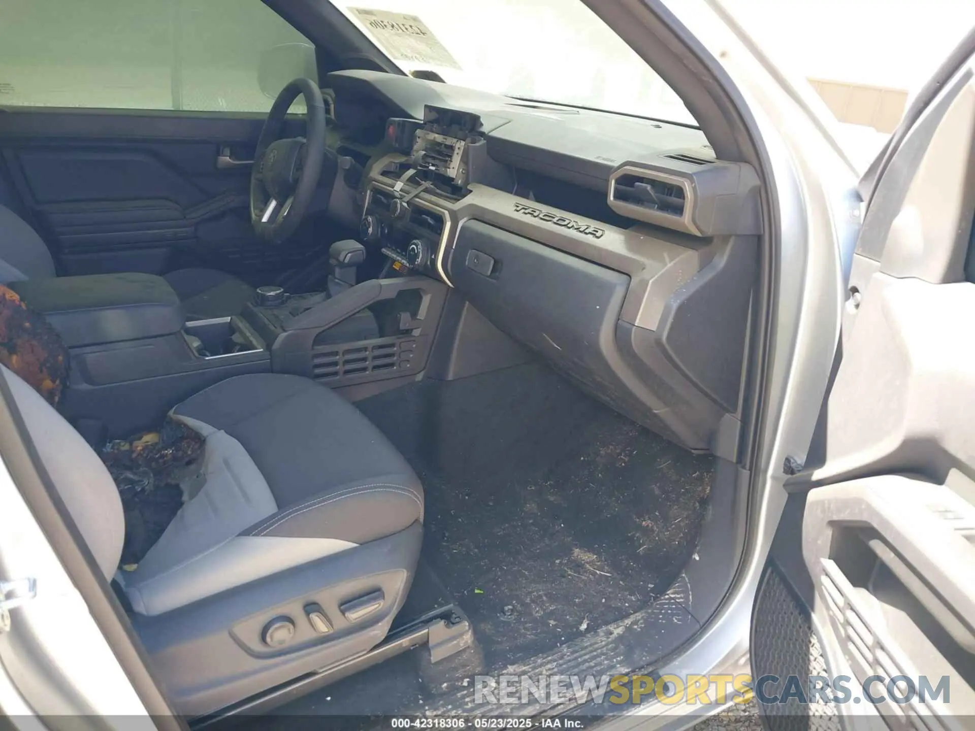 5 Фотография поврежденного автомобиля 3TMLB5JN7RM014602 TOYOTA TACOMA 2024