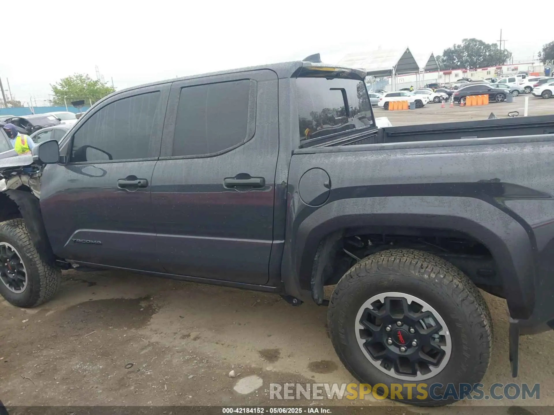 15 Фотография поврежденного автомобиля 3TMLB5JN7RM035613 TOYOTA TACOMA 2024