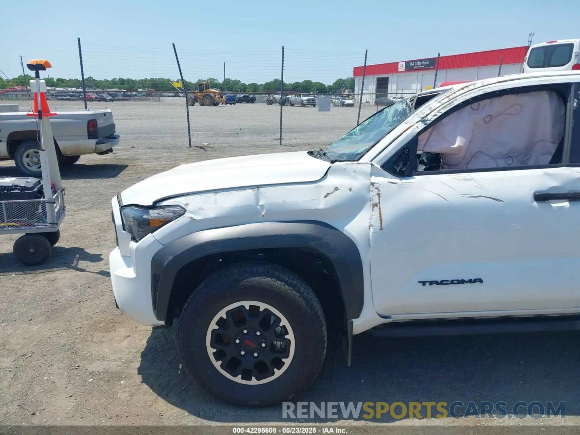 21 Фотография поврежденного автомобиля 3TMLB5JN7RM041251 TOYOTA TACOMA 2024