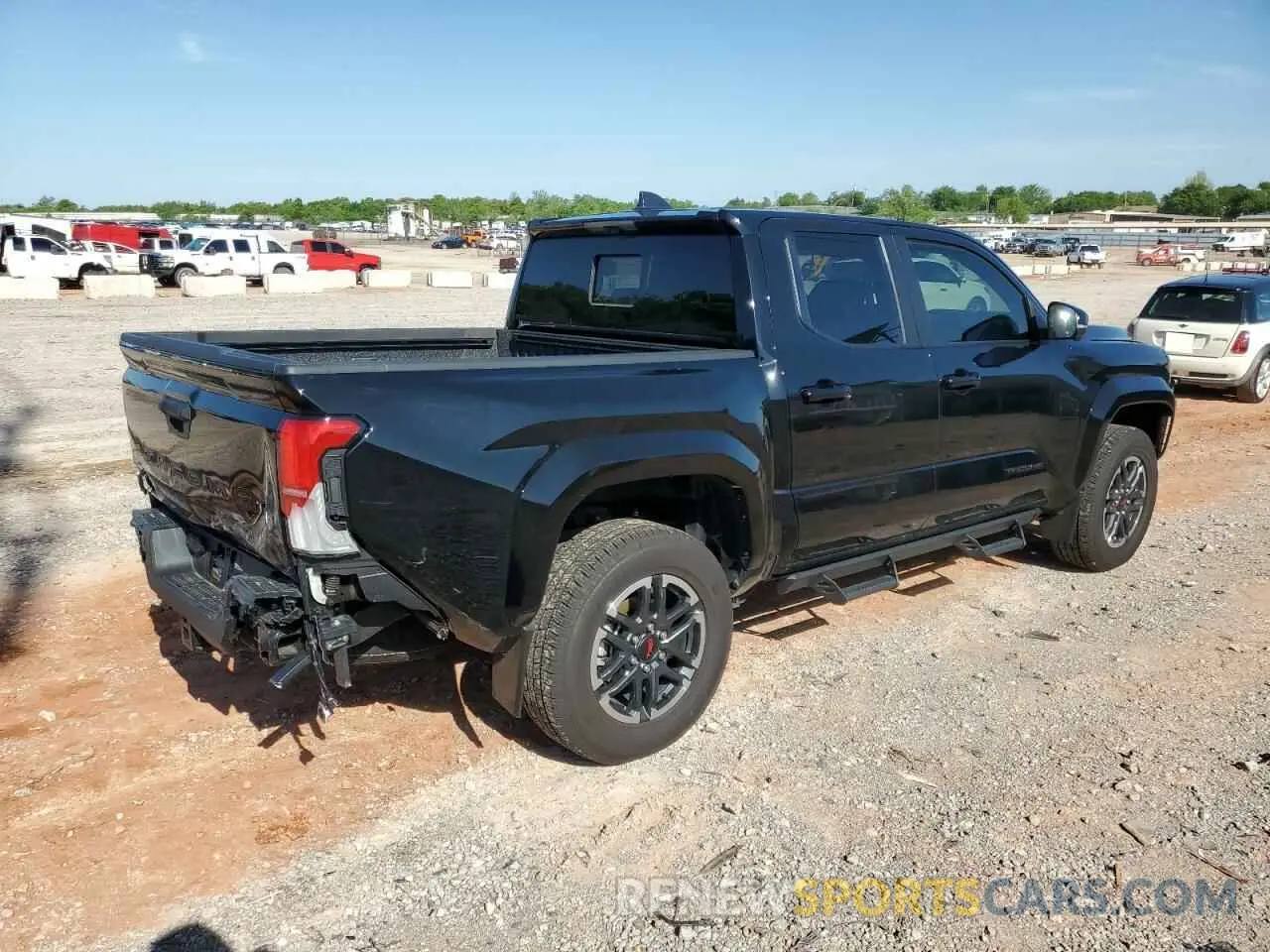3 Фотография поврежденного автомобиля 3TMLB5JN7RM063153 TOYOTA TACOMA 2024