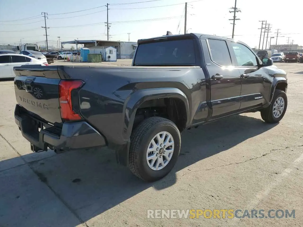 3 Фотография поврежденного автомобиля 3TMLB5JN8RM013751 TOYOTA TACOMA 2024