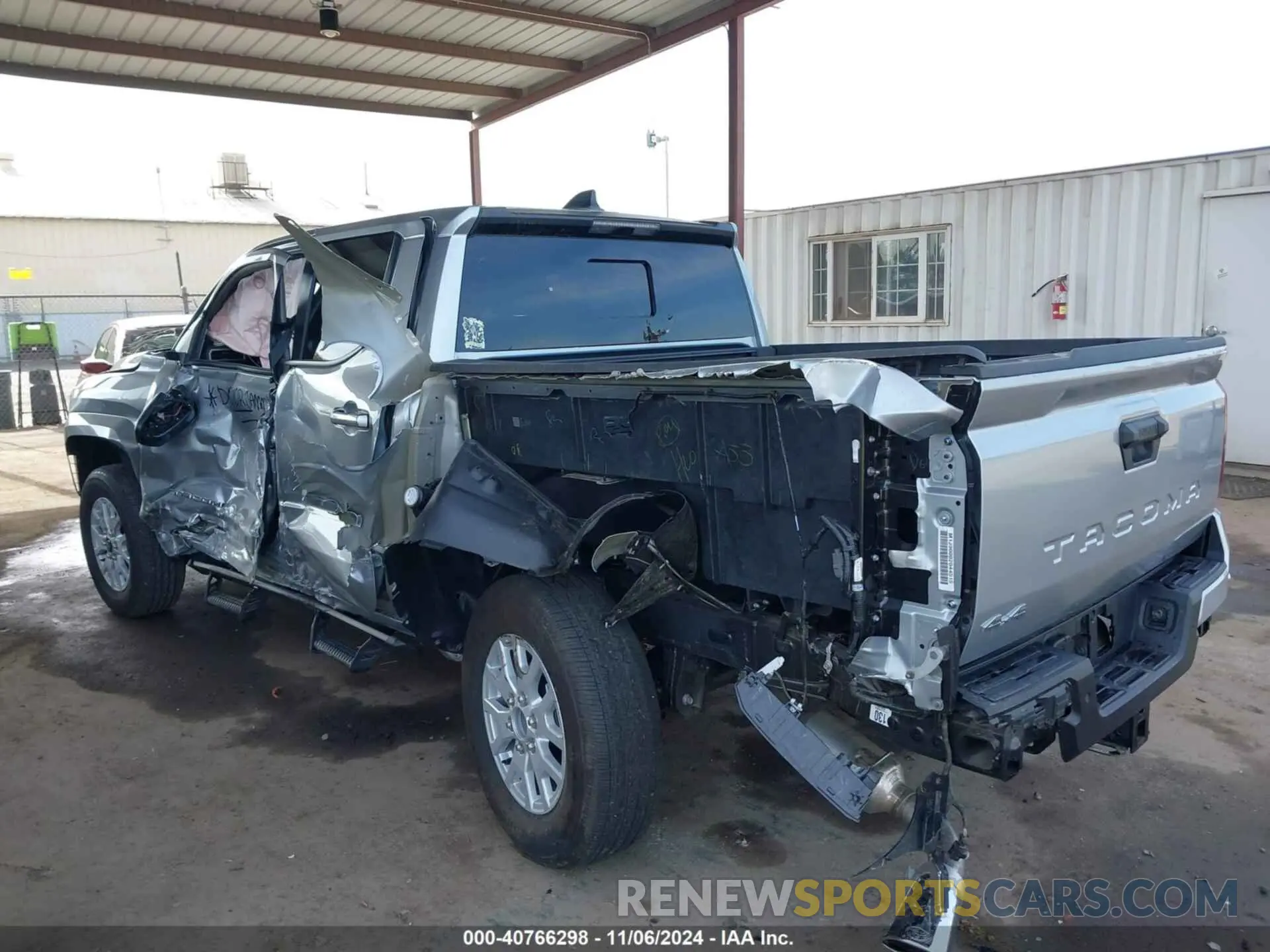 14 Photograph of a damaged car 3TMLB5JN8RM034714 TOYOTA TACOMA 2024