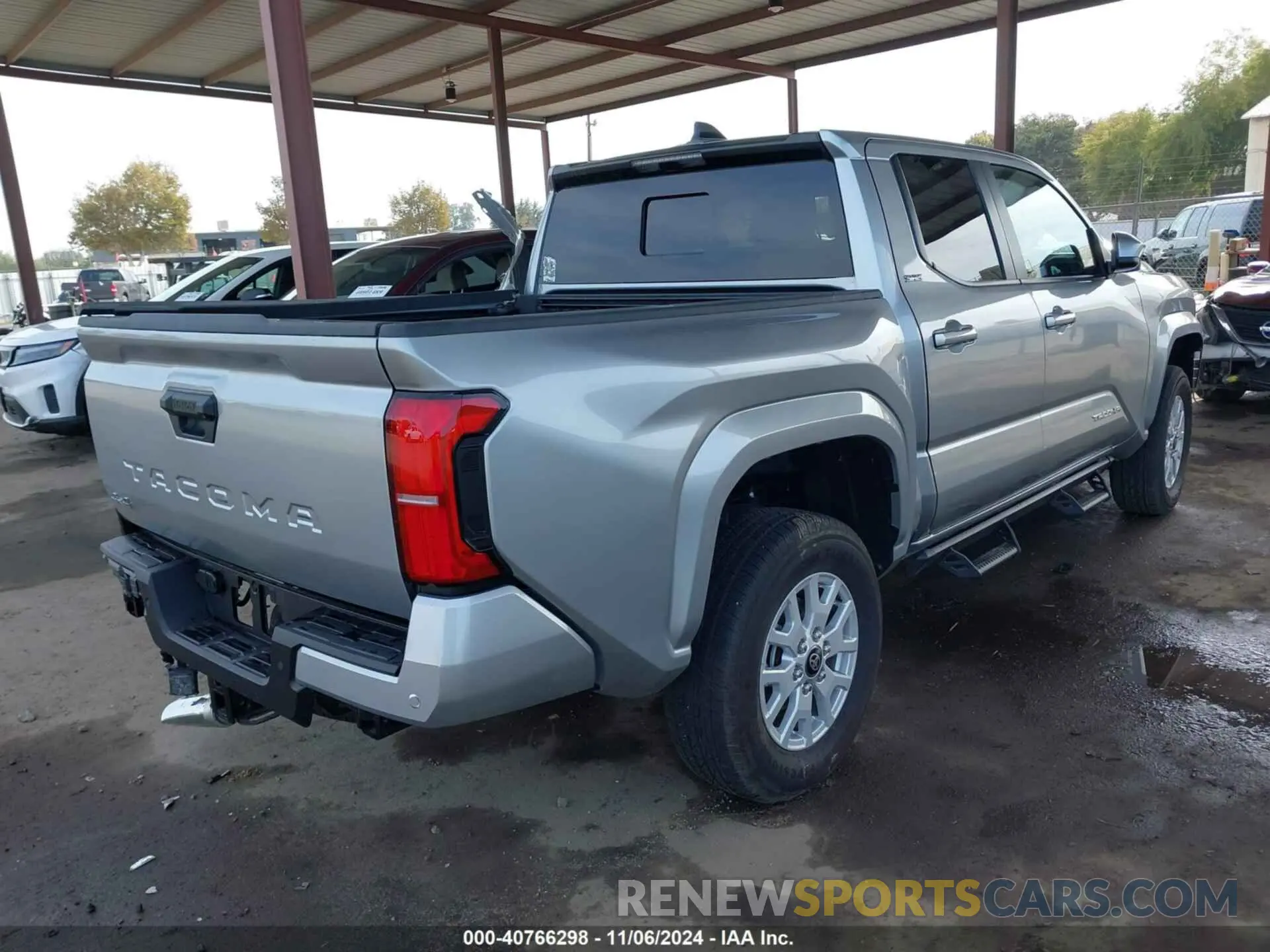 4 Photograph of a damaged car 3TMLB5JN8RM034714 TOYOTA TACOMA 2024