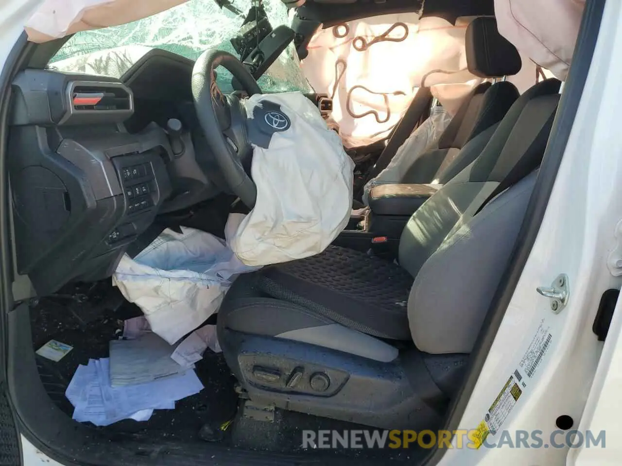 7 Photograph of a damaged car 3TMLB5JN8RM045339 TOYOTA TACOMA 2024