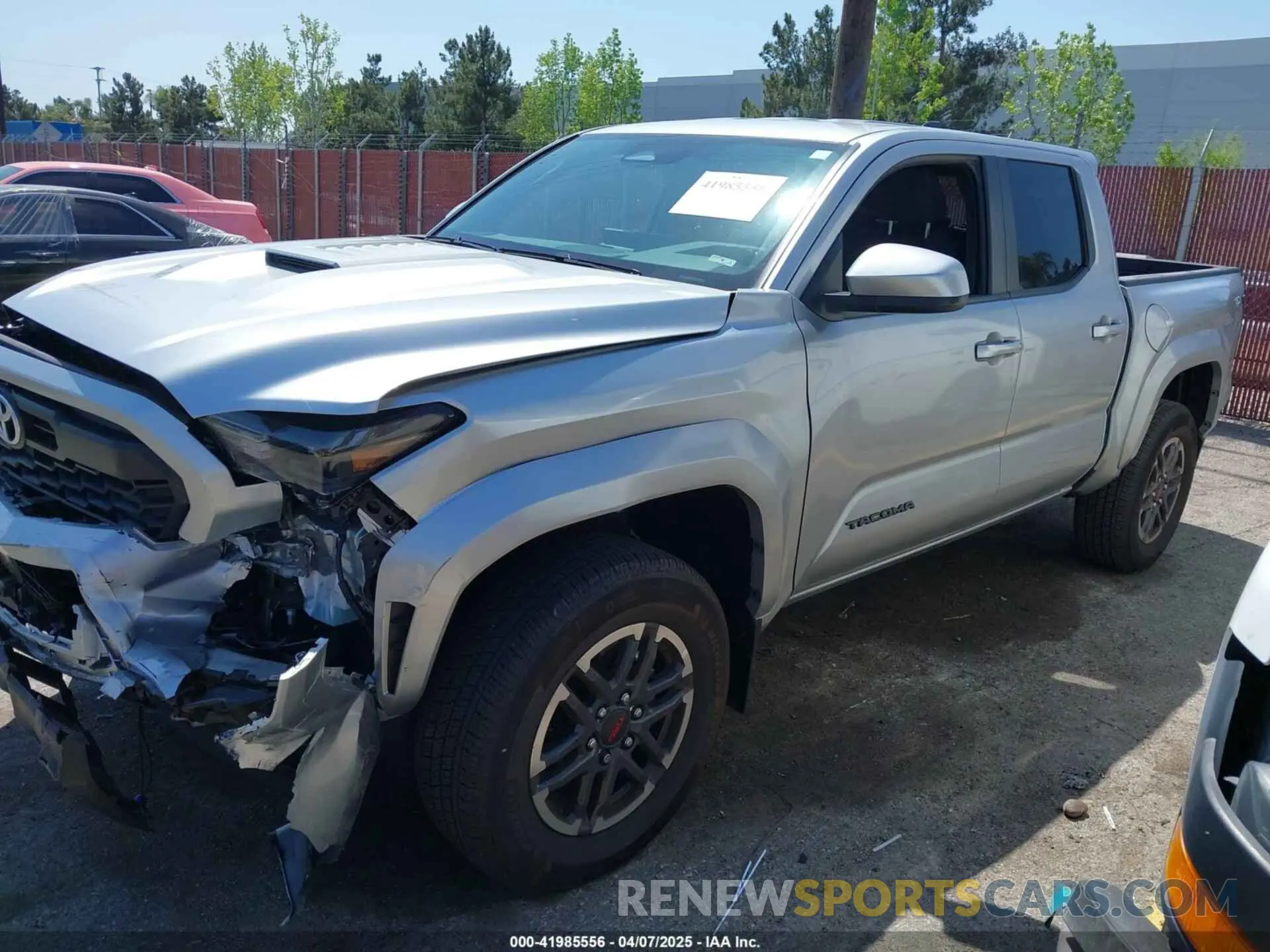 2 Фотография поврежденного автомобиля 3TMLB5JN8RM057684 TOYOTA TACOMA 2024