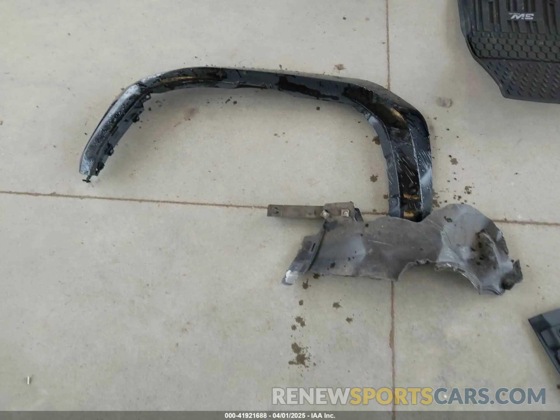 12 Photograph of a damaged car 3TMLB5JN9RM001091 TOYOTA TACOMA 2024