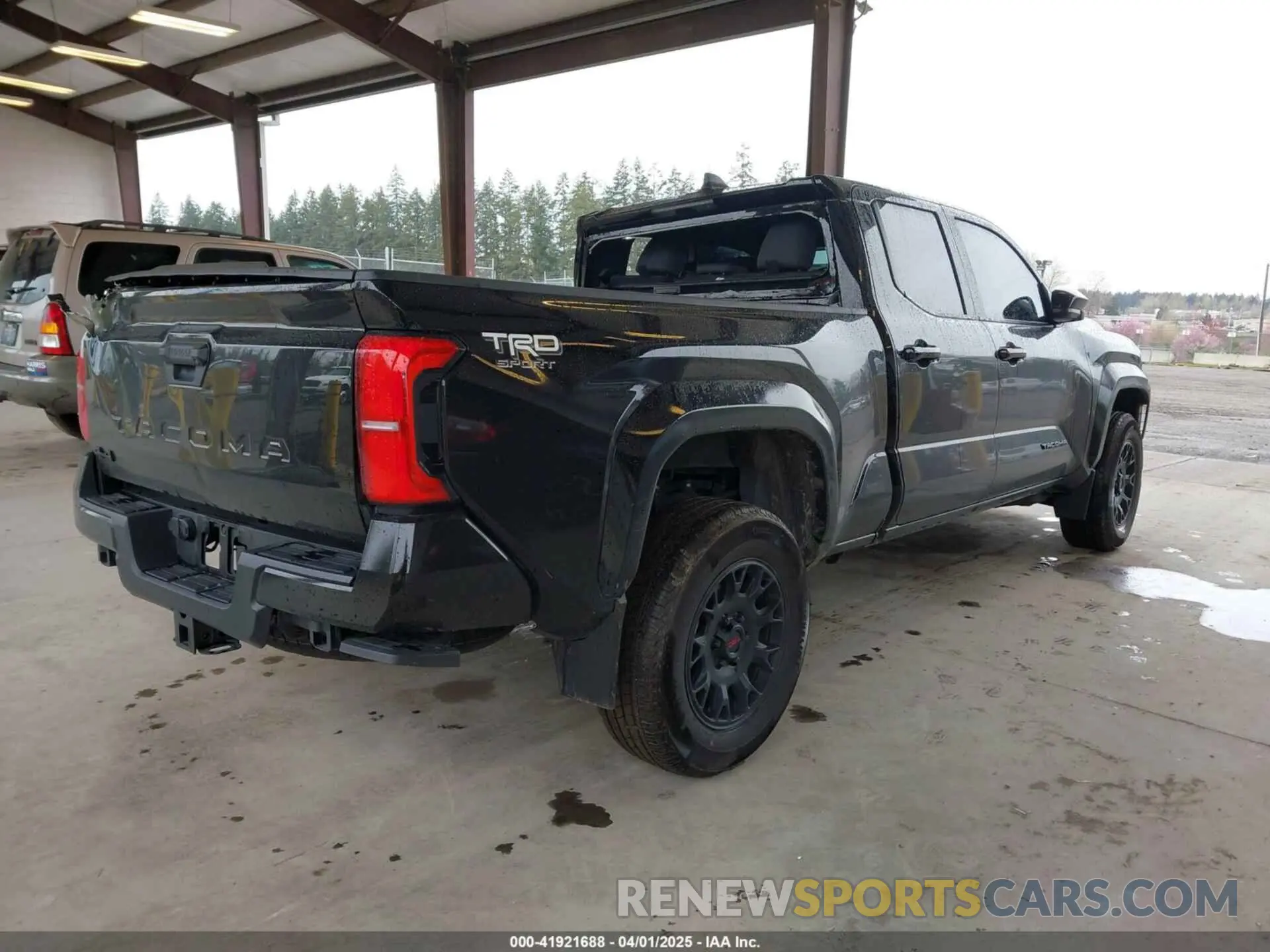 4 Photograph of a damaged car 3TMLB5JN9RM001091 TOYOTA TACOMA 2024