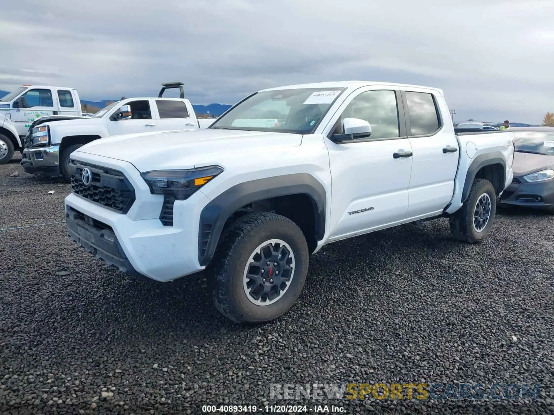 2 Фотография поврежденного автомобиля 3TMLB5JN9RM035256 TOYOTA TACOMA 2024