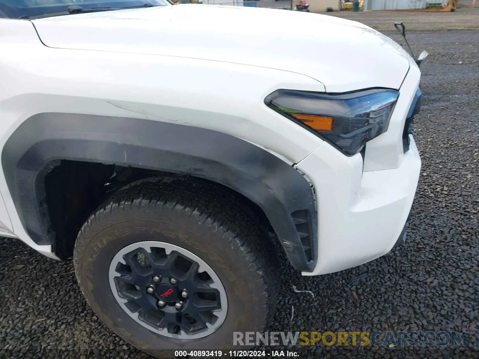 6 Фотография поврежденного автомобиля 3TMLB5JN9RM035256 TOYOTA TACOMA 2024