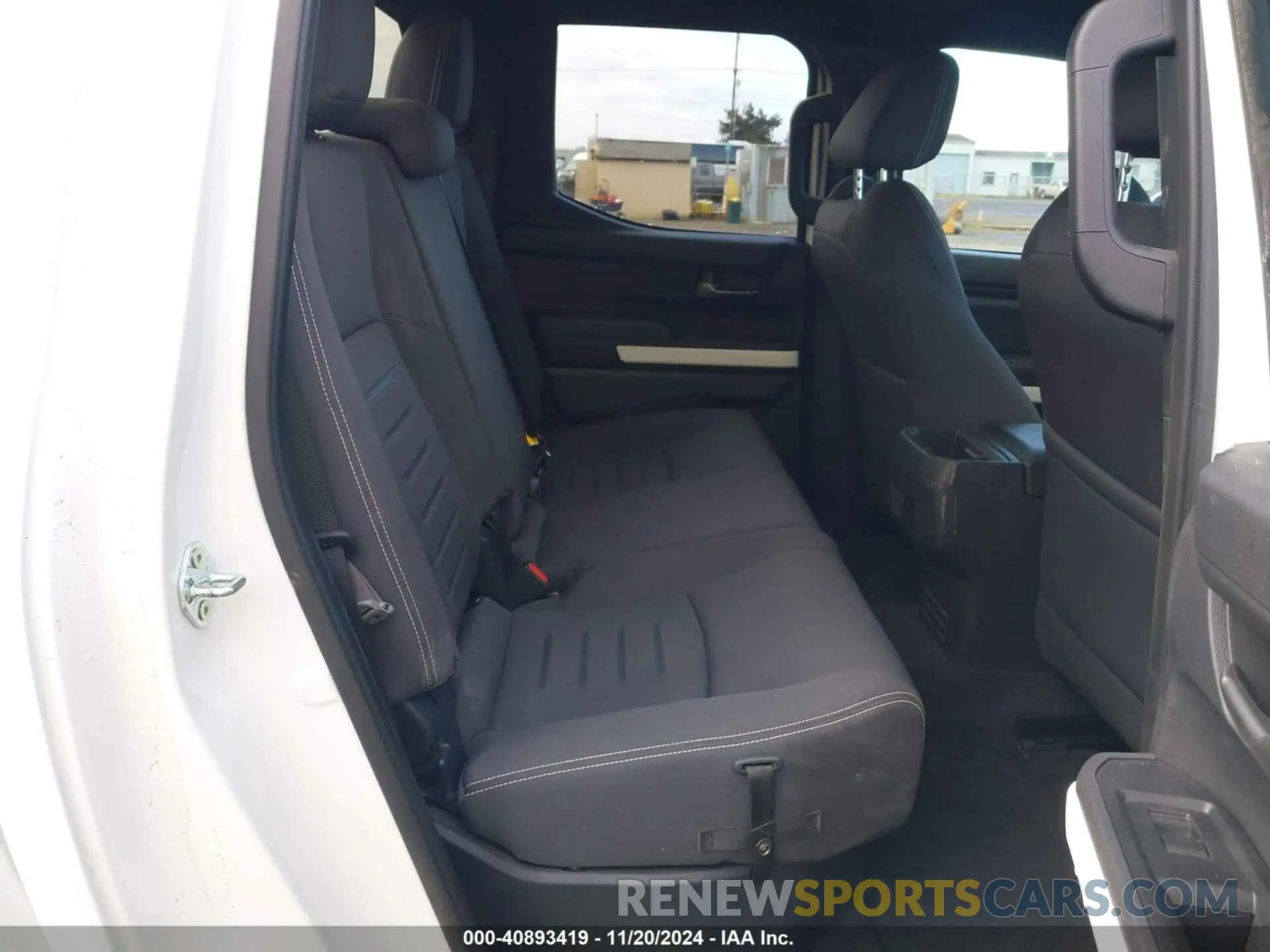 8 Фотография поврежденного автомобиля 3TMLB5JN9RM035256 TOYOTA TACOMA 2024