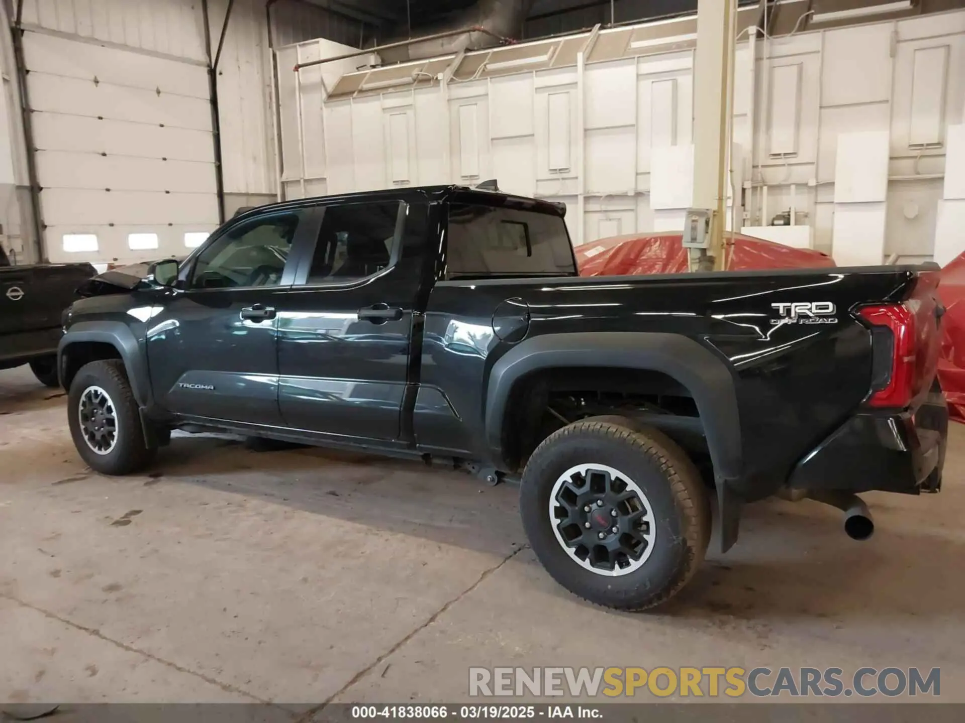 13 Фотография поврежденного автомобиля 3TMLB5JN9RM067673 TOYOTA TACOMA 2024