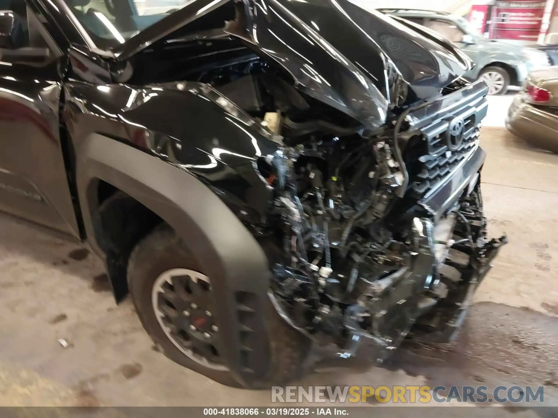 18 Фотография поврежденного автомобиля 3TMLB5JN9RM067673 TOYOTA TACOMA 2024