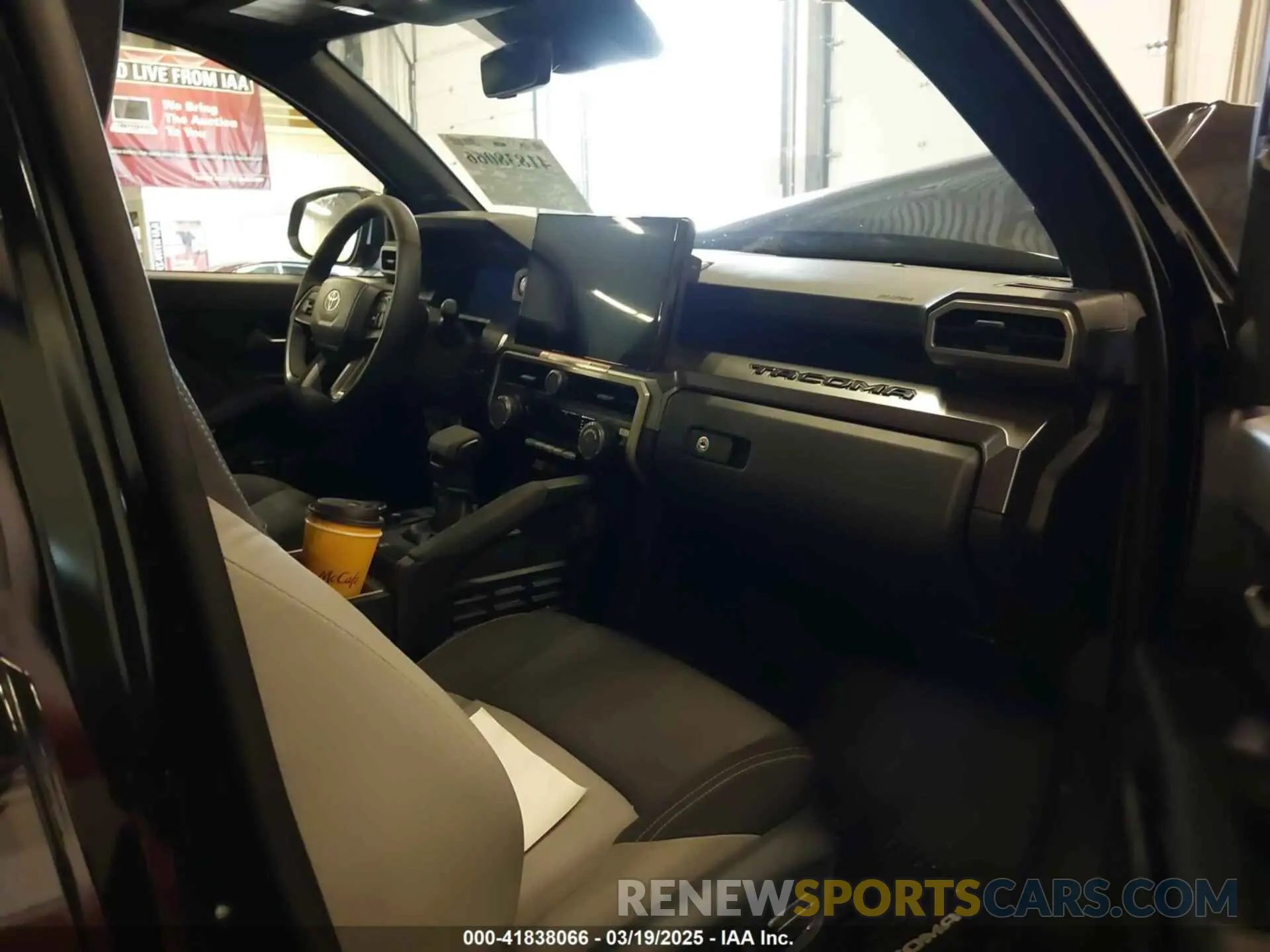 5 Фотография поврежденного автомобиля 3TMLB5JN9RM067673 TOYOTA TACOMA 2024