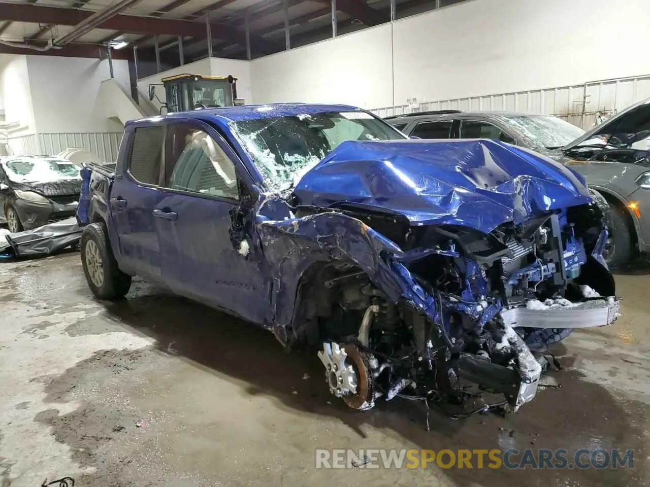 4 Photograph of a damaged car 3TMLB5JNXRM009104 TOYOTA TACOMA 2024