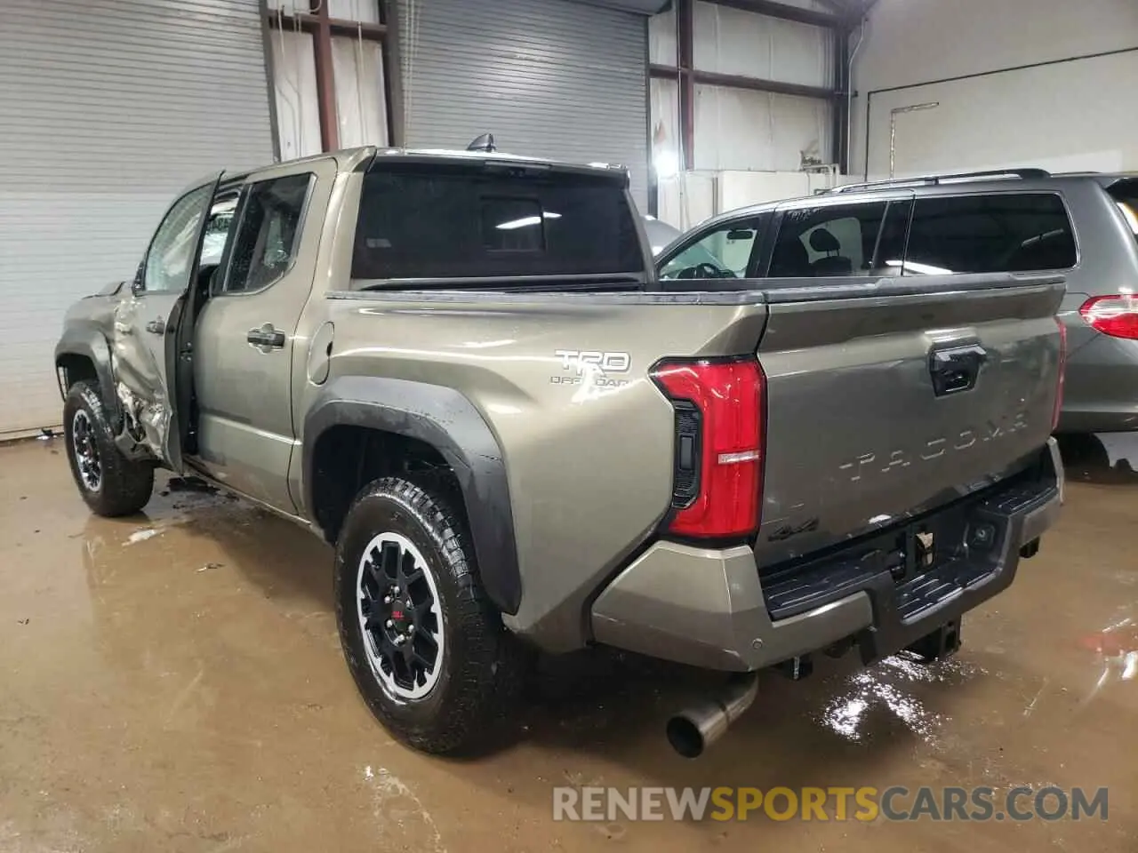 2 Фотография поврежденного автомобиля 3TMLB5JNXRM036139 TOYOTA TACOMA 2024