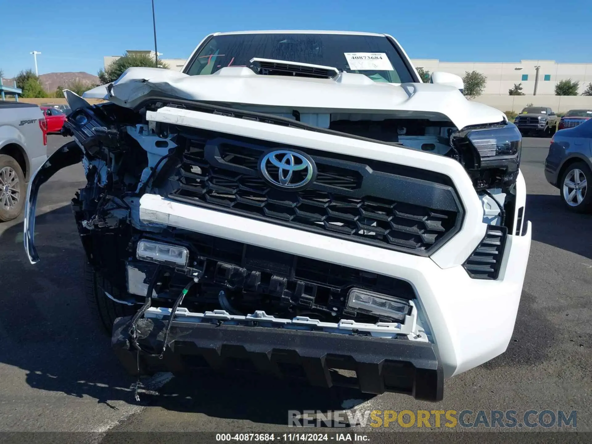 12 Фотография поврежденного автомобиля 3TMLB5JNXRM044189 TOYOTA TACOMA 2024