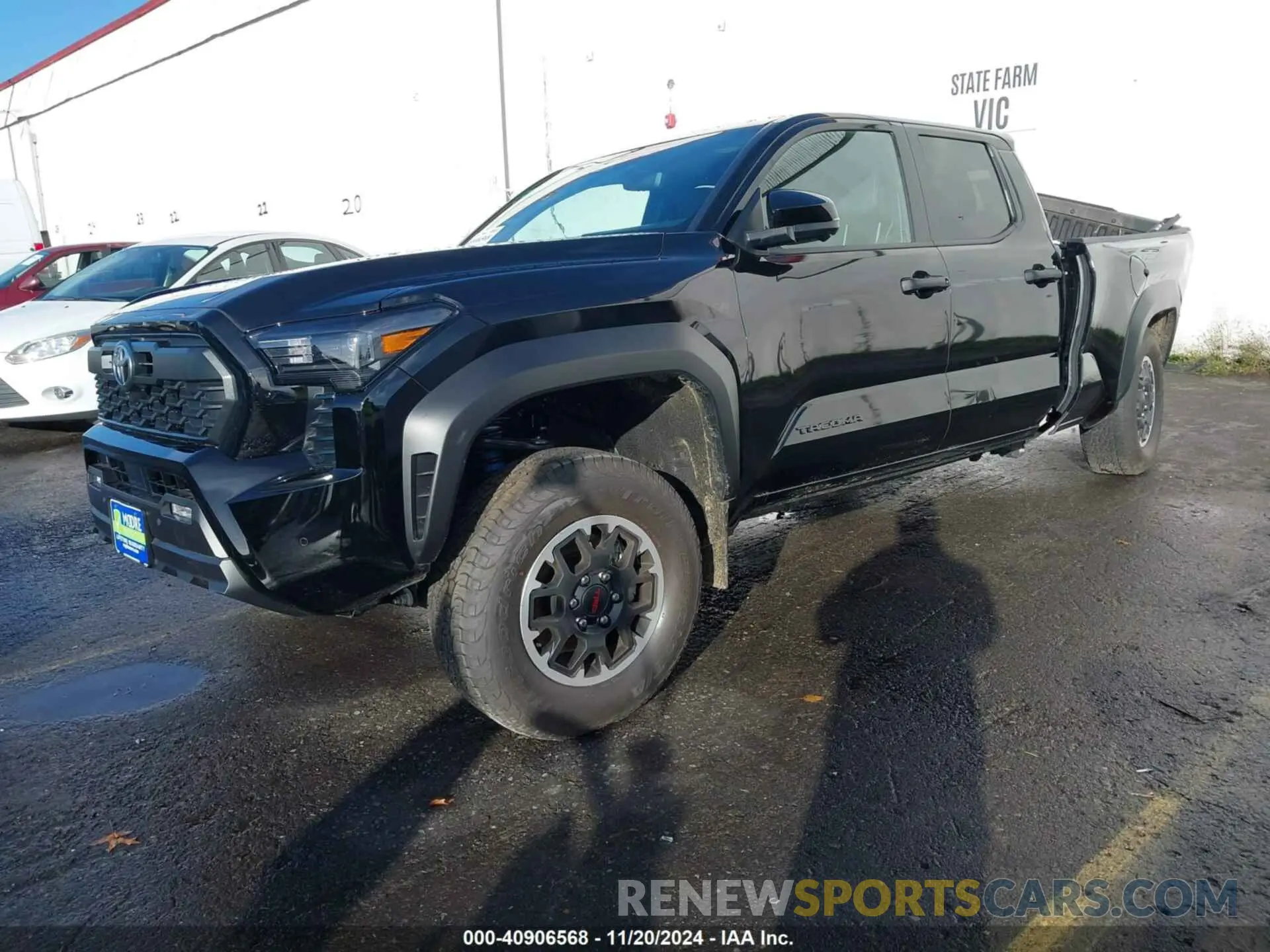 2 Photograph of a damaged car 3TMLB5JNXRM049327 TOYOTA TACOMA 2024