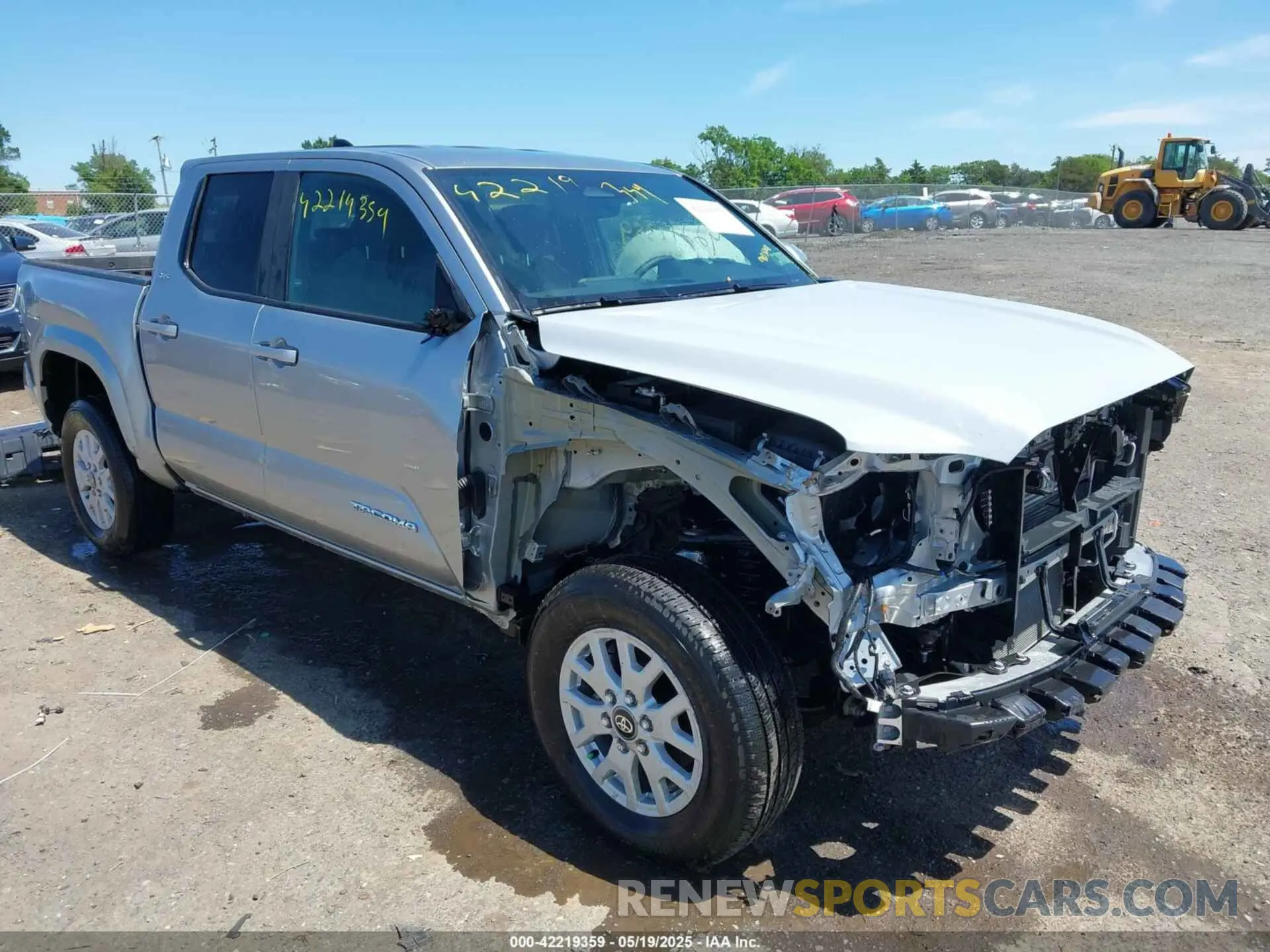 1 Photograph of a damaged car 3TMLB5JNXRM050011 TOYOTA TACOMA 2024