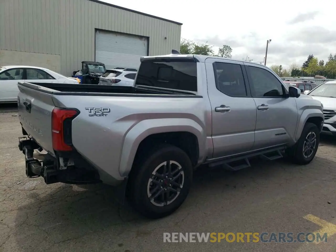 3 Фотография поврежденного автомобиля 3TMLB5JNXRM053572 TOYOTA TACOMA 2024