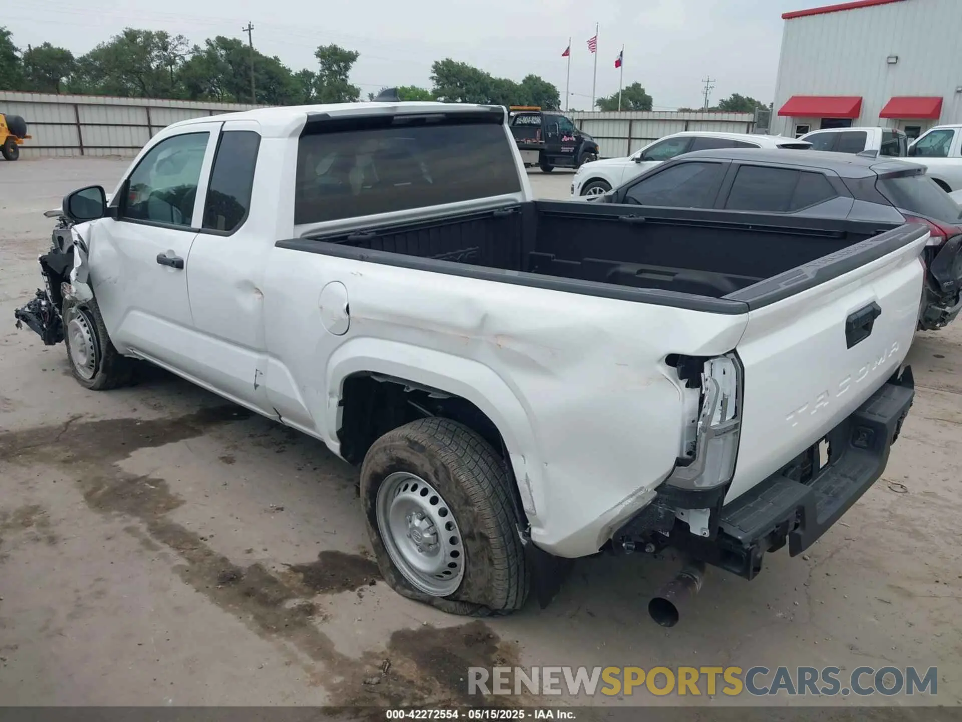3 Фотография поврежденного автомобиля 3TYJDAHN2RT017587 TOYOTA TACOMA 2024