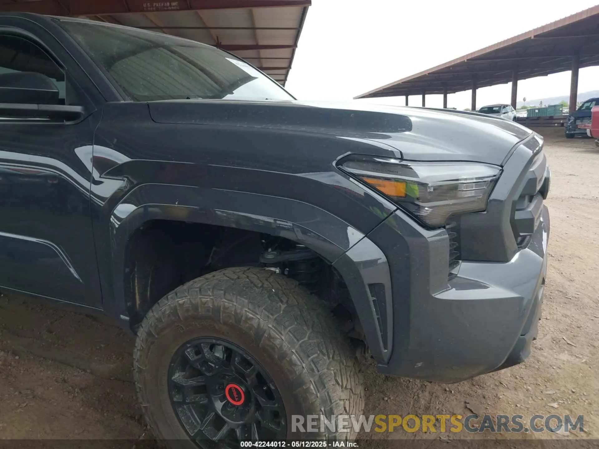 6 Фотография поврежденного автомобиля 3TYJDAHN8RT008148 TOYOTA TACOMA 2024