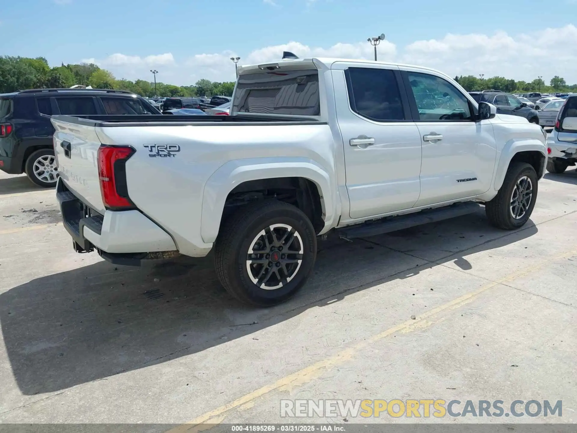 4 Фотография поврежденного автомобиля 3TYKB5FN0RT007502 TOYOTA TACOMA 2024