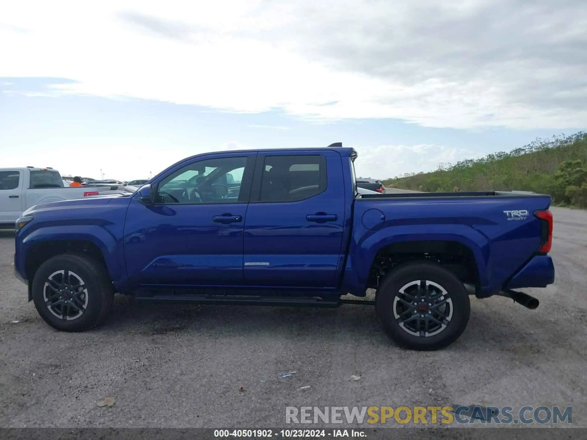 15 Photograph of a damaged car 3TYKB5FN0RT011128 TOYOTA TACOMA 2024