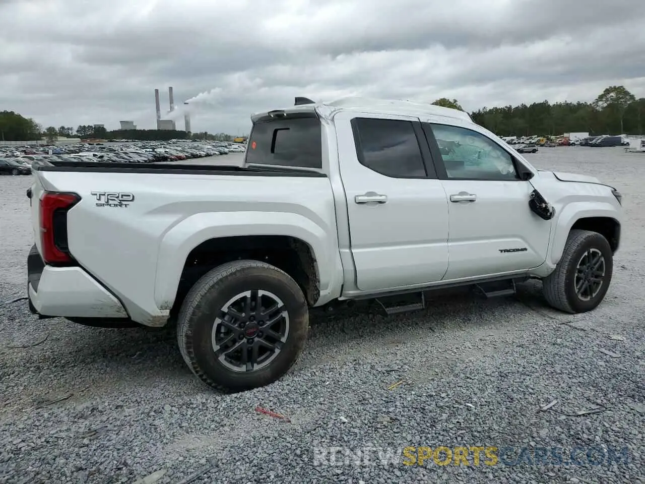3 Photograph of a damaged car 3TYKB5FN2RT002382 TOYOTA TACOMA 2024
