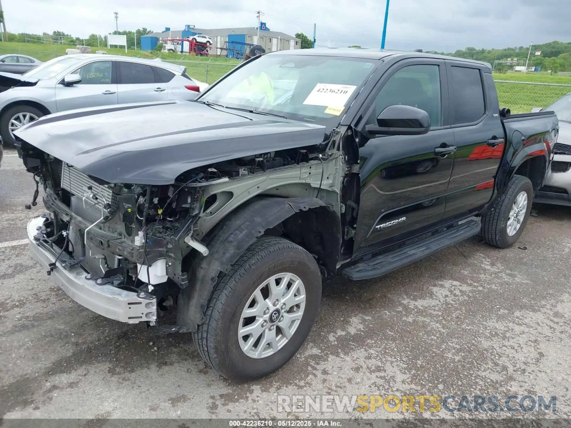 2 Фотография поврежденного автомобиля 3TYKB5FNXRT003845 TOYOTA TACOMA 2024