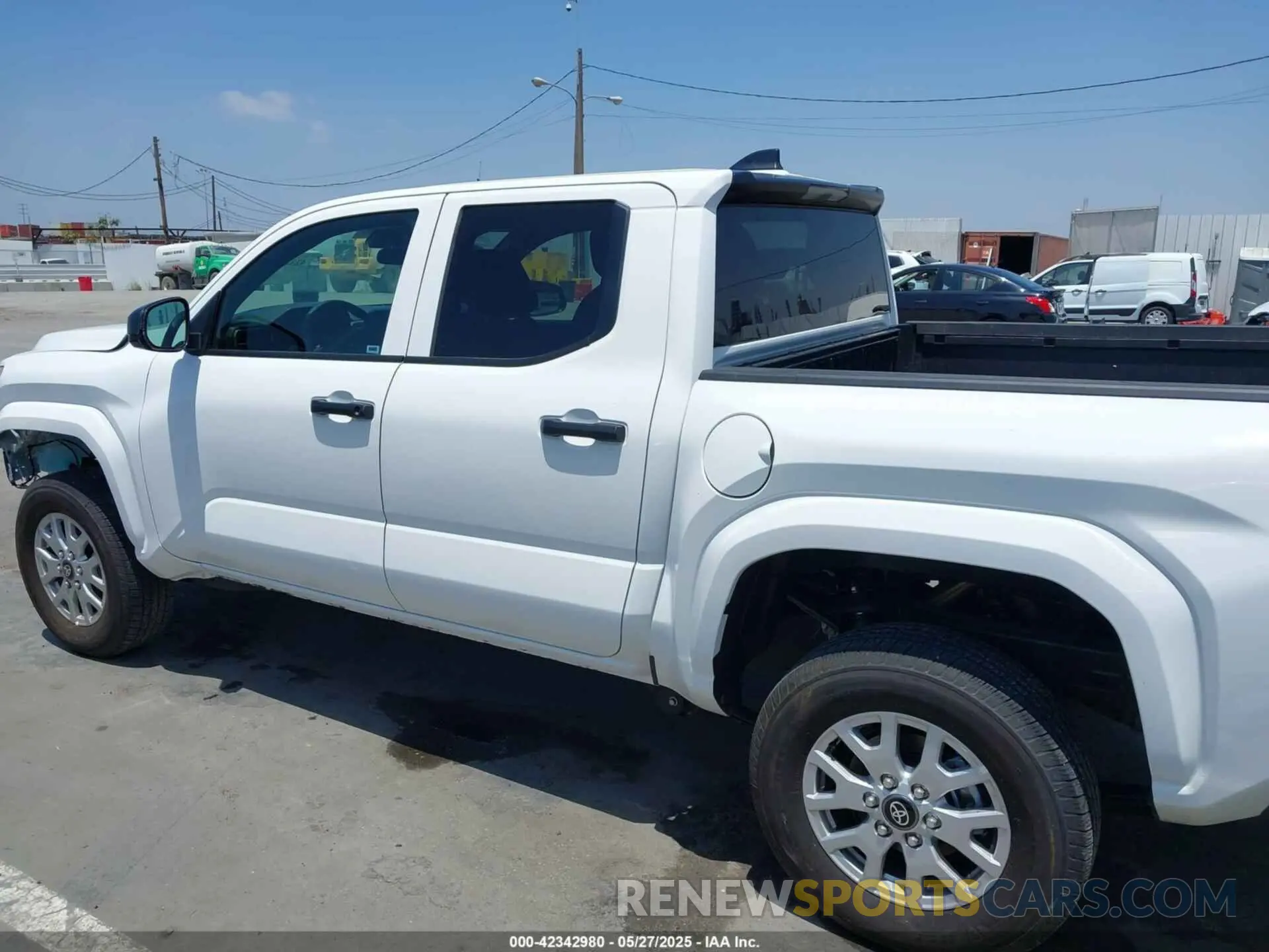 15 Photograph of a damaged car 3TYKD5HN0RT016711 TOYOTA TACOMA 2024