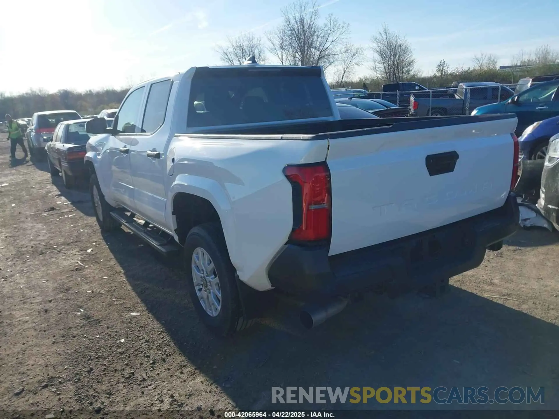 3 Фотография поврежденного автомобиля 3TYKD5HN2RT000445 TOYOTA TACOMA 2024