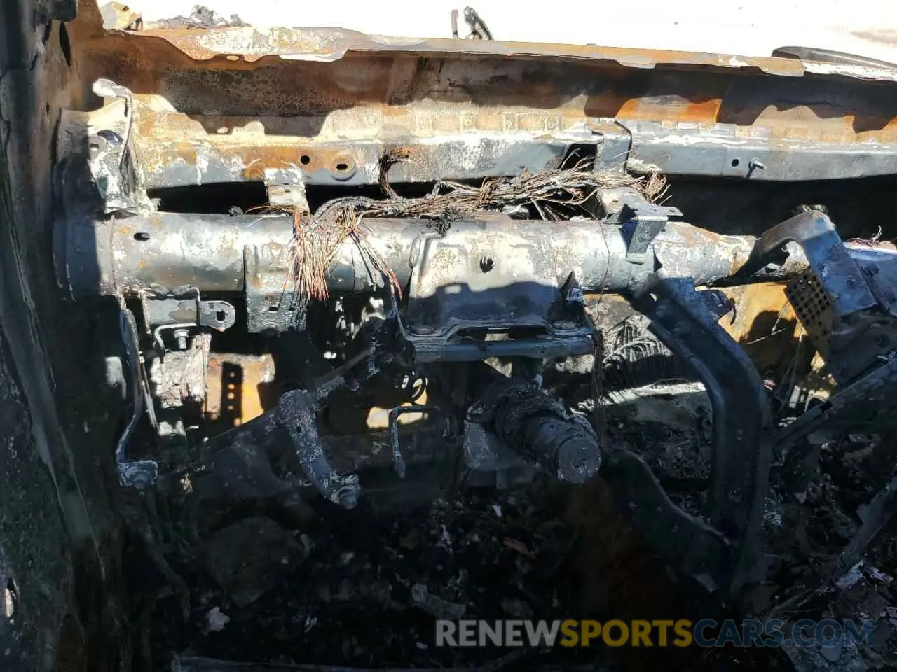 9 Photograph of a damaged car 3TYLB5JN0RT050331 TOYOTA TACOMA 2024
