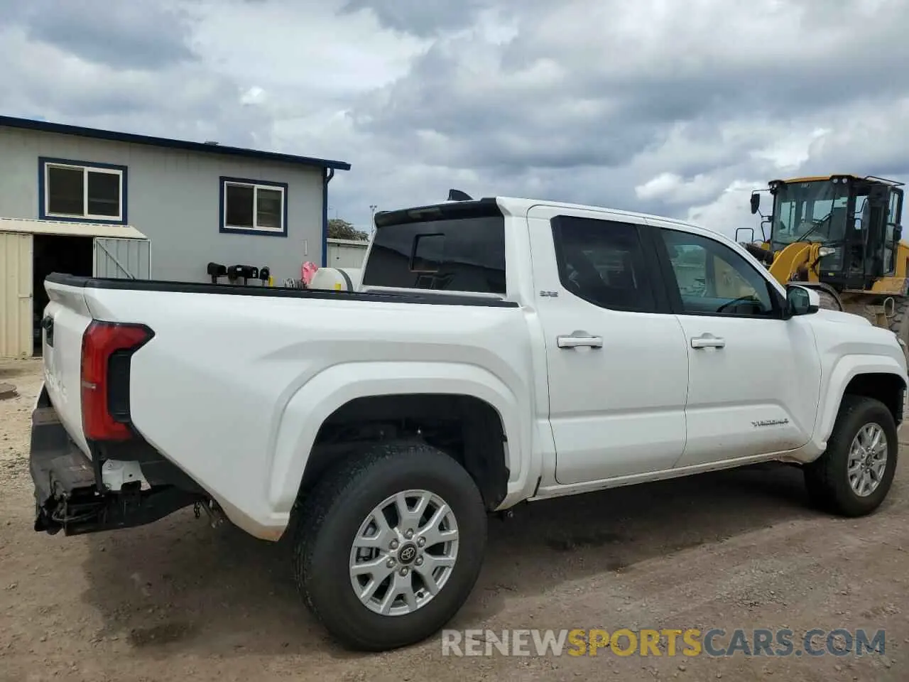 3 Фотография поврежденного автомобиля 3TYLB5JN1RT003308 TOYOTA TACOMA 2024