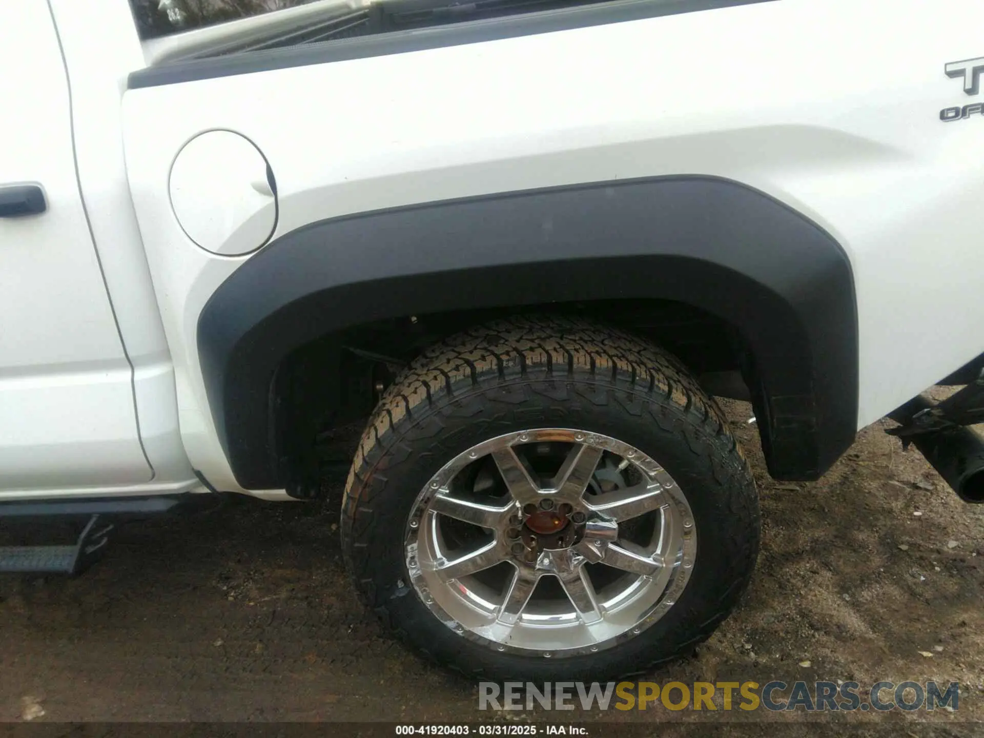 17 Photograph of a damaged car 3TYLB5JN1RT011960 TOYOTA TACOMA 2024