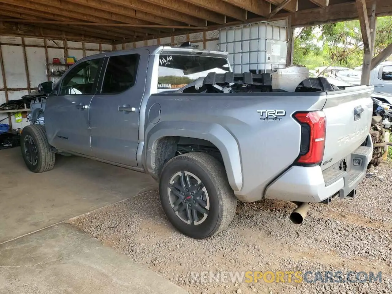2 Фотография поврежденного автомобиля 3TYLB5JN2RT006749 TOYOTA TACOMA 2024