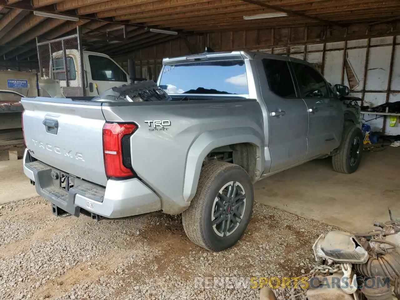 3 Фотография поврежденного автомобиля 3TYLB5JN2RT006749 TOYOTA TACOMA 2024