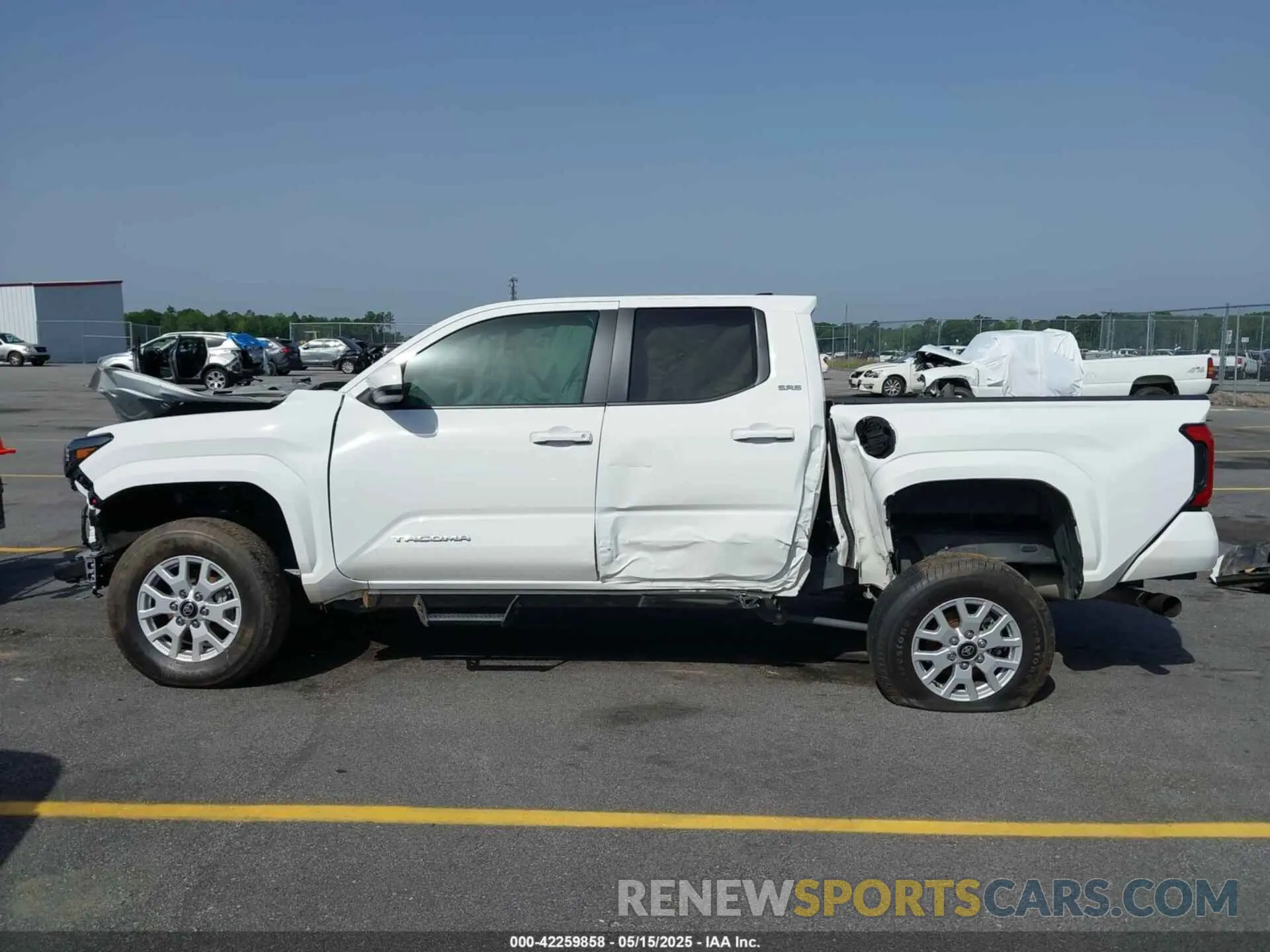 14 Photograph of a damaged car 3TYLB5JN2RT011448 TOYOTA TACOMA 2024