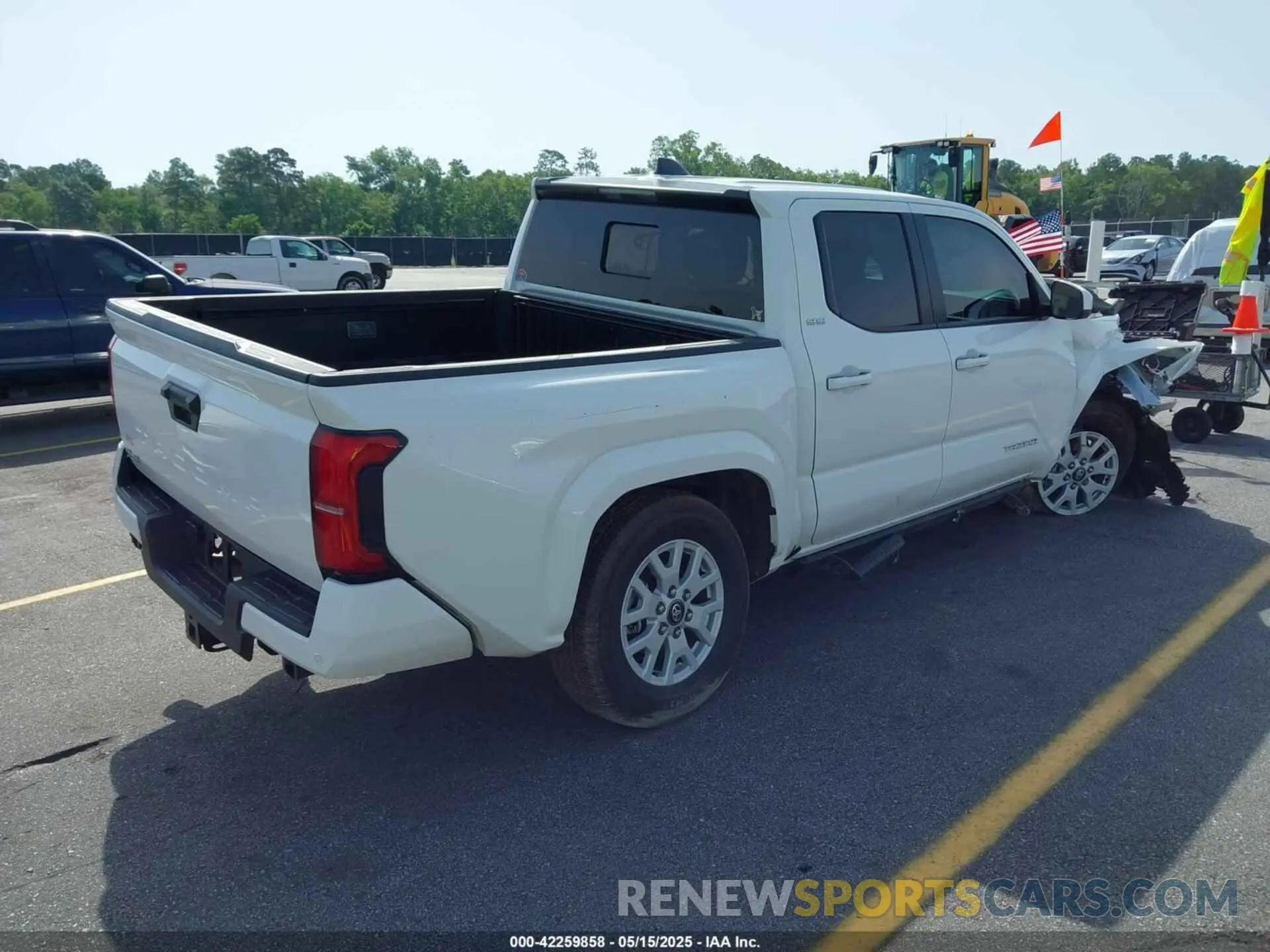 4 Photograph of a damaged car 3TYLB5JN2RT011448 TOYOTA TACOMA 2024