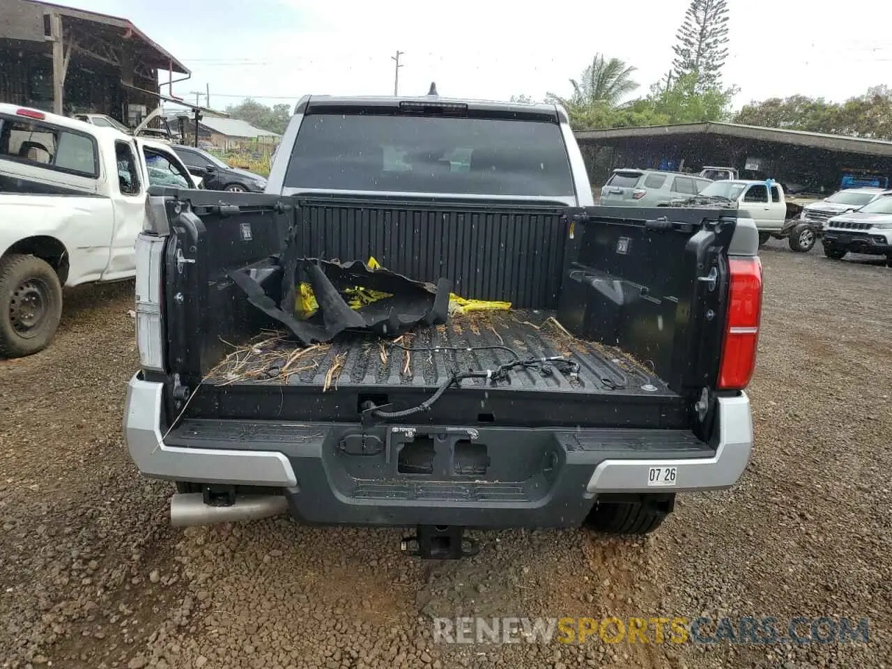 6 Photograph of a damaged car 3TYLB5JN2RT025611 TOYOTA TACOMA 2024
