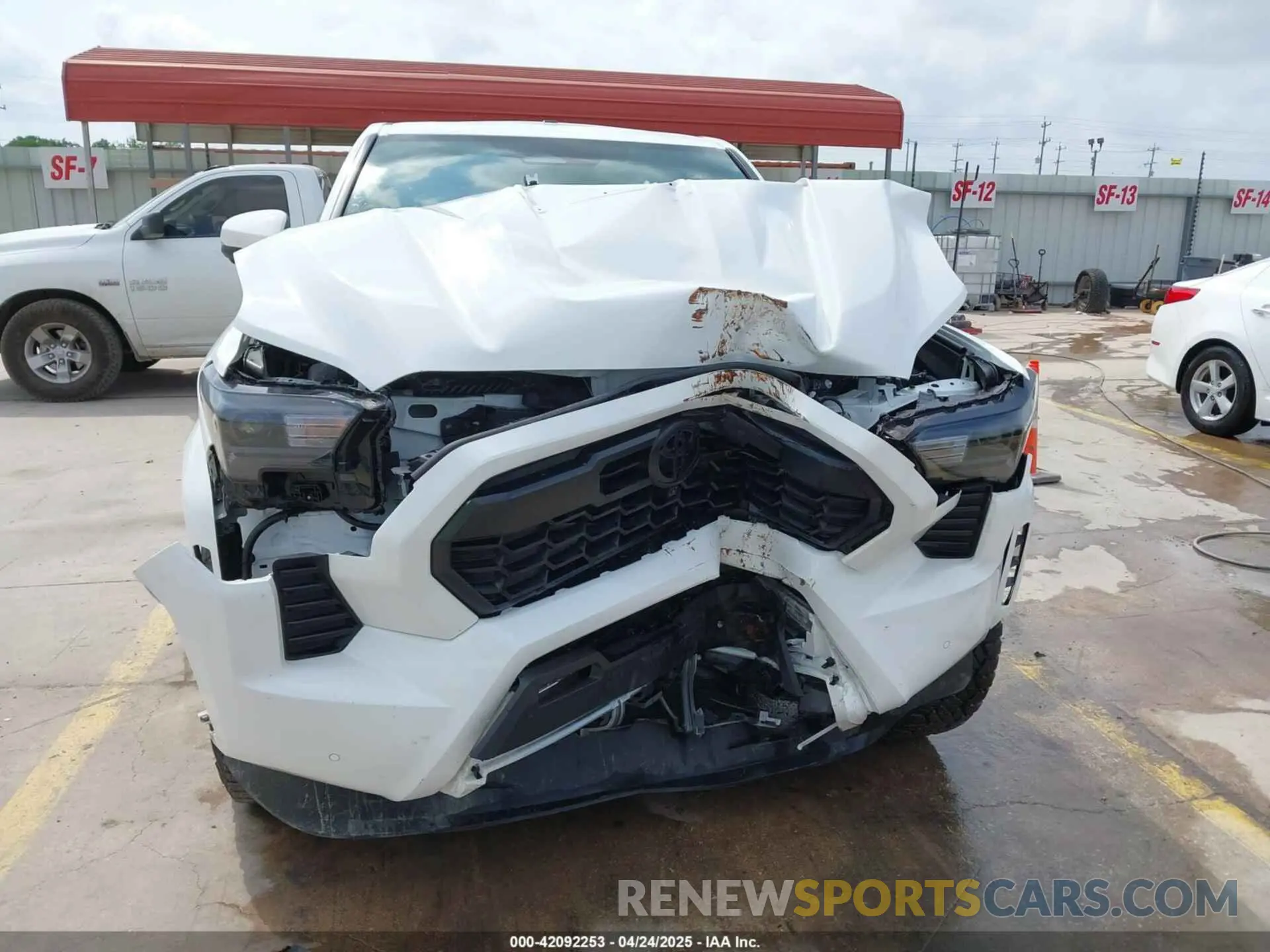 12 Photograph of a damaged car 3TYLB5JN2RT053084 TOYOTA TACOMA 2024