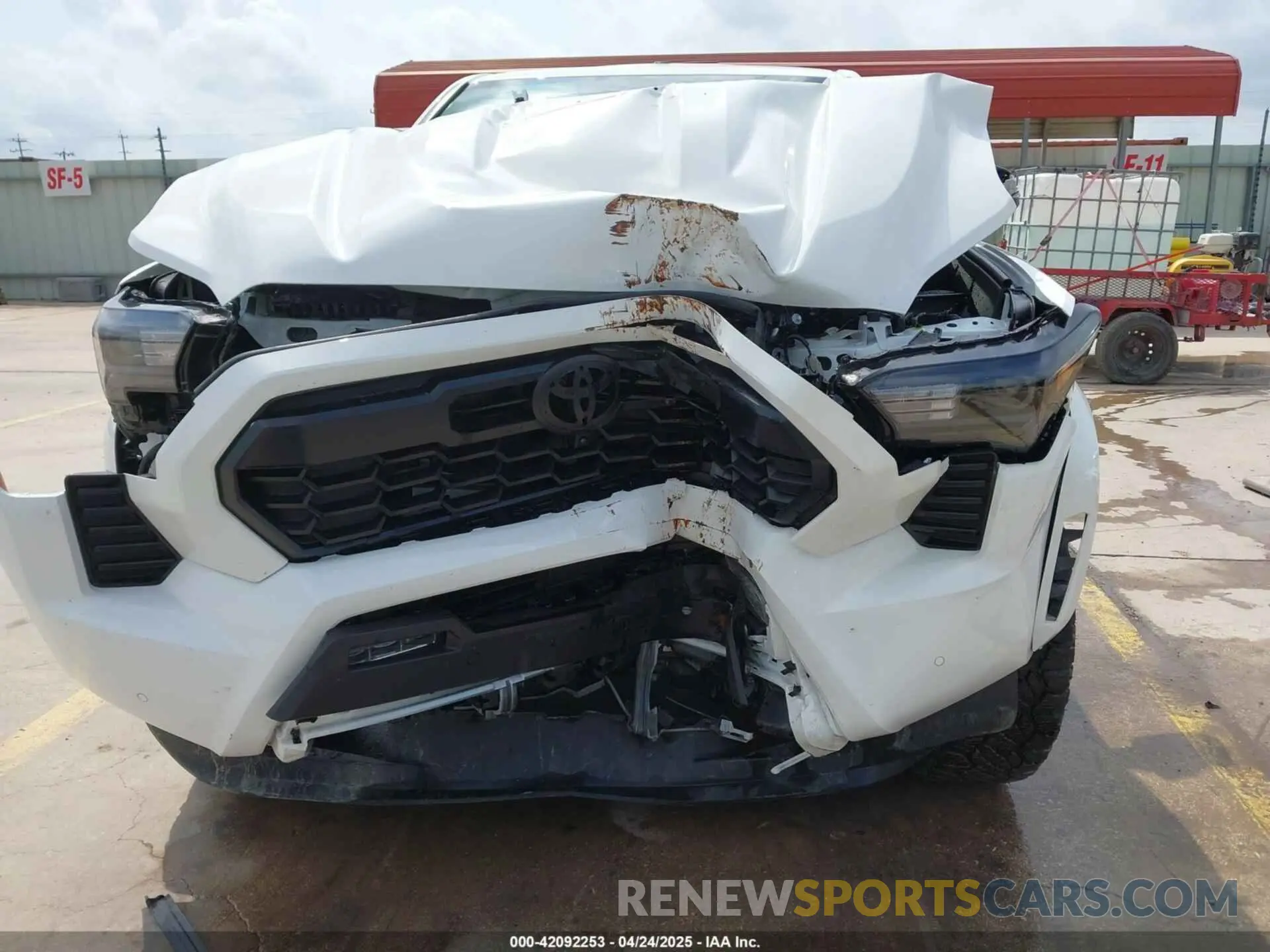 6 Photograph of a damaged car 3TYLB5JN2RT053084 TOYOTA TACOMA 2024