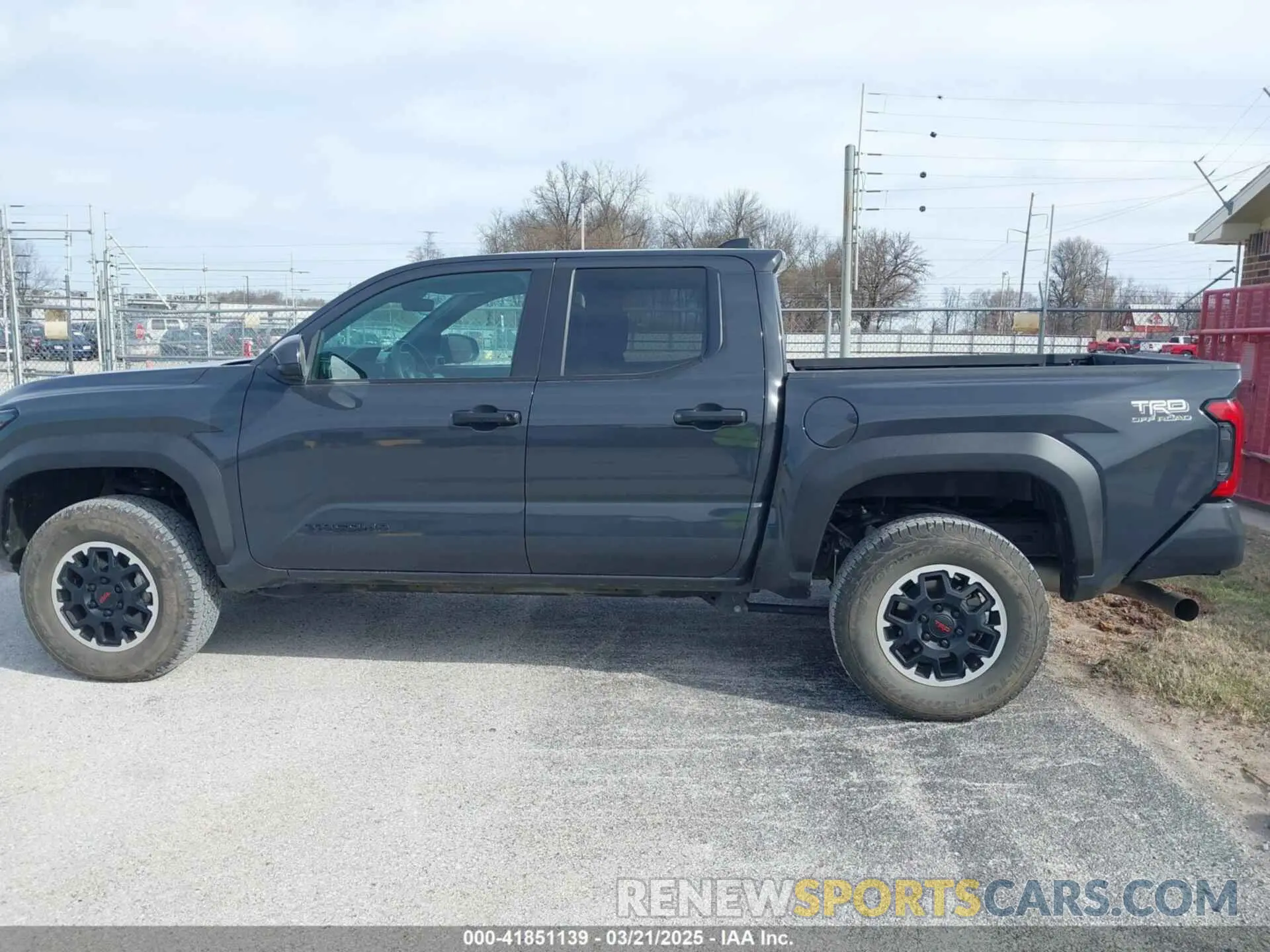 14 Фотография поврежденного автомобиля 3TYLB5JN3RT012981 TOYOTA TACOMA 2024