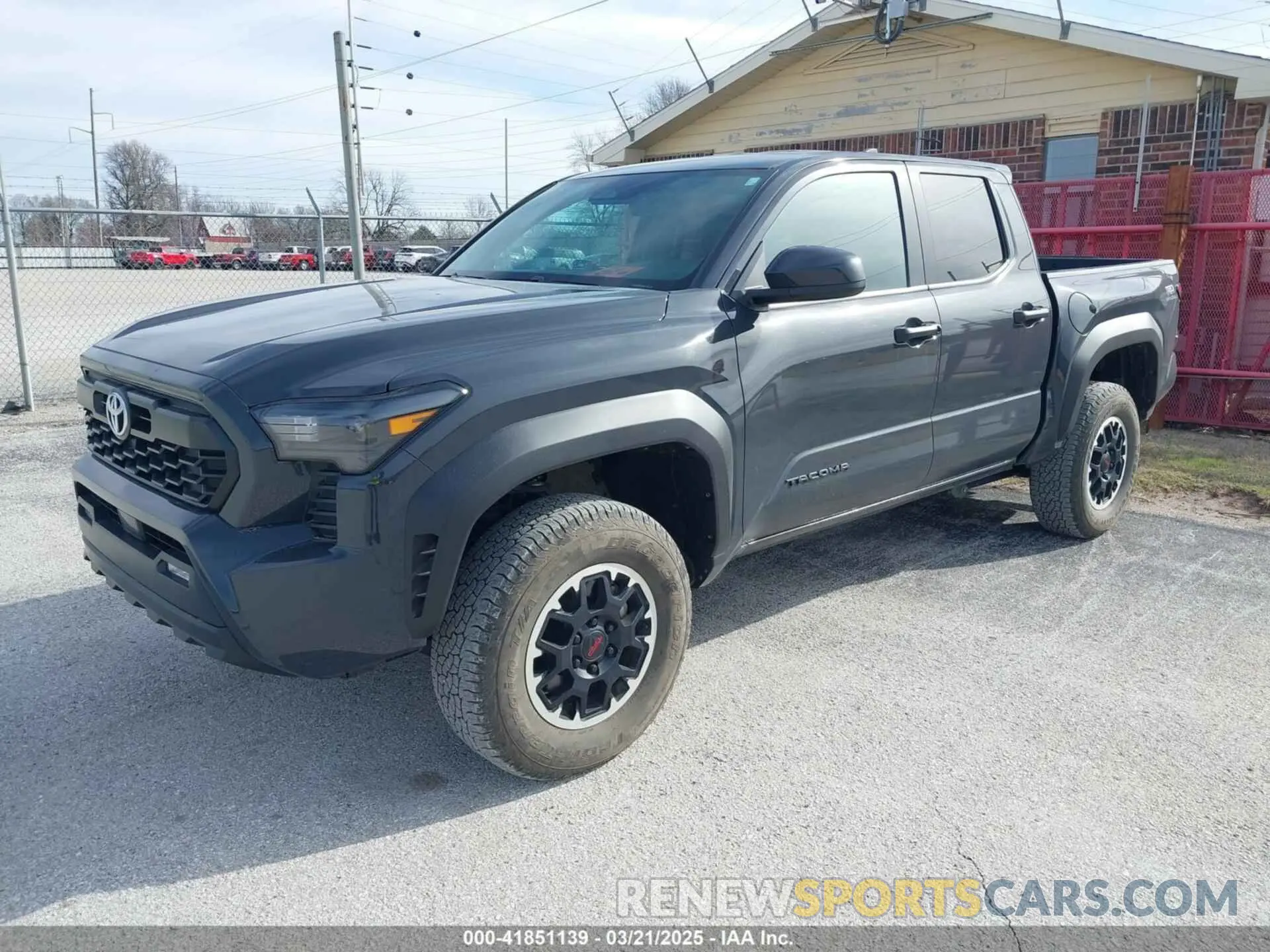 2 Фотография поврежденного автомобиля 3TYLB5JN3RT012981 TOYOTA TACOMA 2024