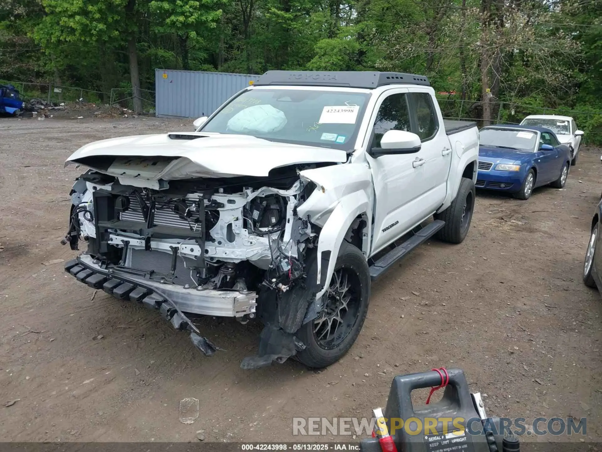 2 Photograph of a damaged car 3TYLB5JN3RT035788 TOYOTA TACOMA 2024