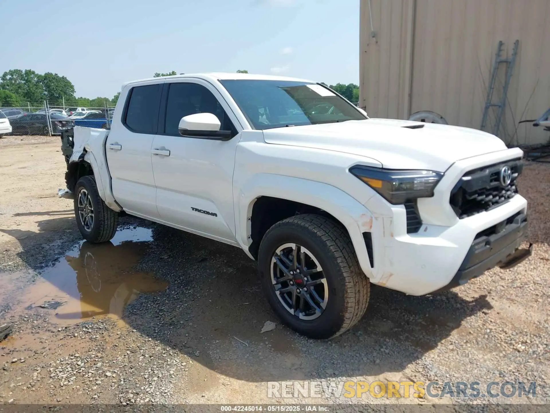 1 Photograph of a damaged car 3TYLB5JN8RT036113 TOYOTA TACOMA 2024