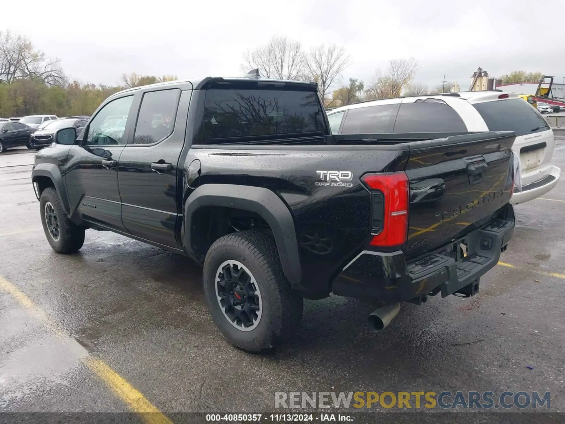 3 Фотография поврежденного автомобиля 3TYLB5JNXRT004392 TOYOTA TACOMA 2024